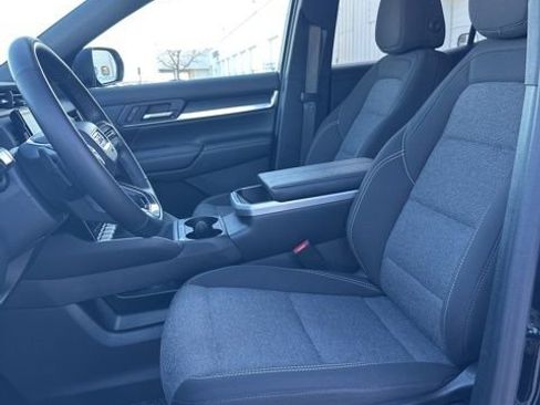 Used 2025 GMC Terrain Elevation image 31