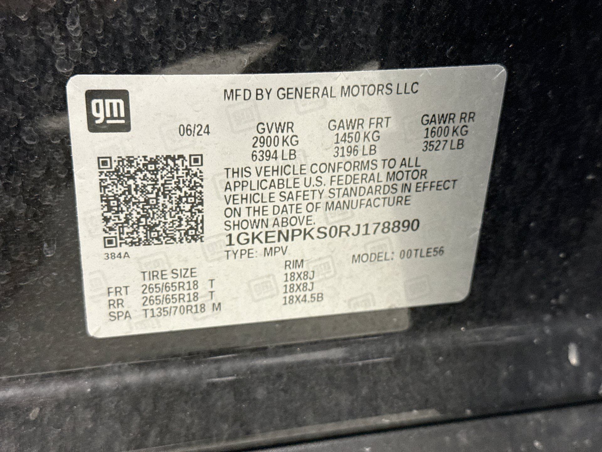 Used 2024 GMC Acadia AT4 w/ Luxury Package AWD/4WD image 9
