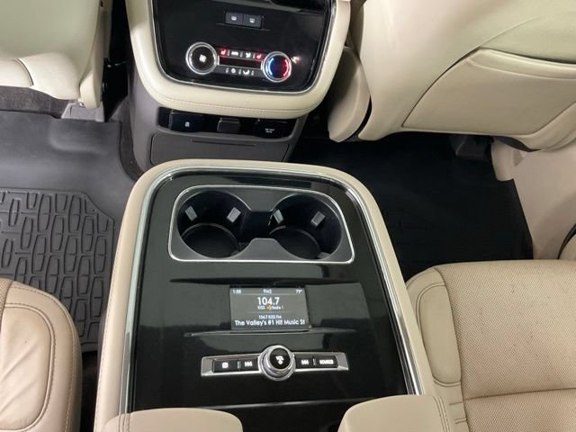 Used 2021 Lincoln Navigator L Reserve w/ Luxury Package AWD/4WD image 19