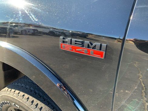 Used 2020 RAM 2500 Laramie w/ Night Edition image 7