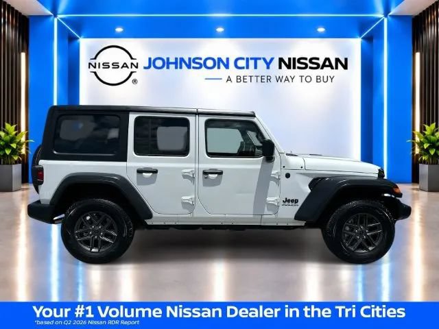 Used 2025 Jeep Wrangler Unlimited Sport AWD/4WD image 4