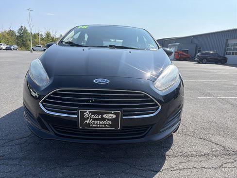 Used 2018 Ford Fiesta SE FWD image 9