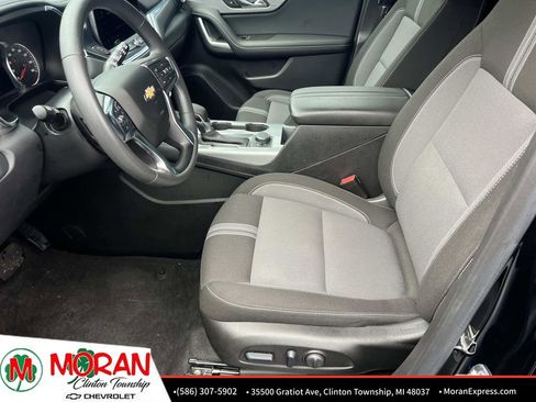 Certified 2024 Chevrolet Blazer LT w/ Convenience Package FWD image 17