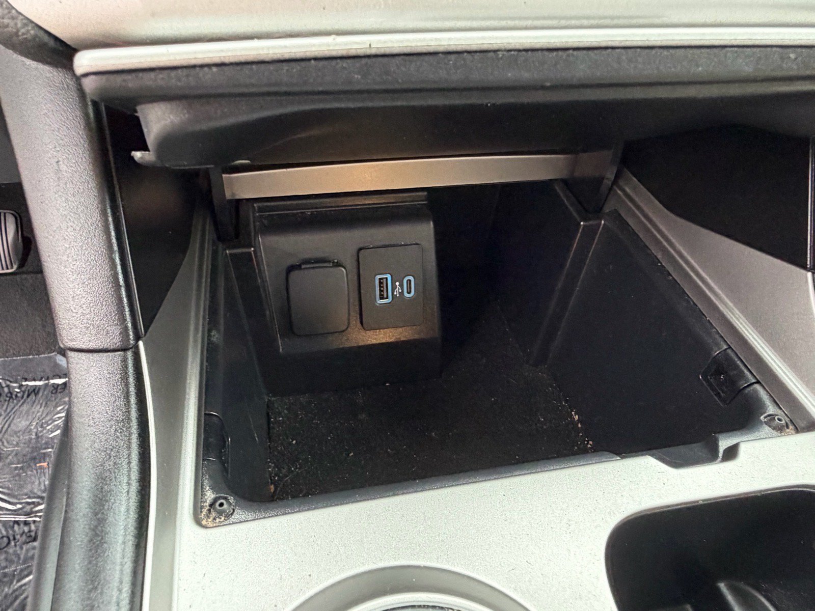 Used 2021 Ford Explorer 4WD image 31