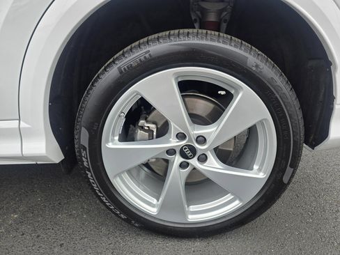 Certified 2025 Audi Q5 Premium w/ Premium Plus AWD/4WD image 20