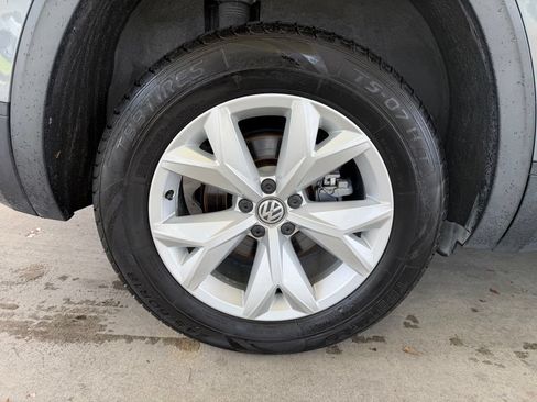 Used 2019 Volkswagen Atlas SE FWD image 17