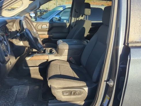 Used 2021 Chevrolet Silverado 1500 LT Trail Boss image 5