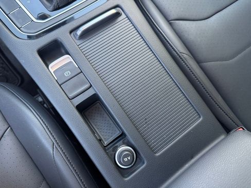 Used 2021 Volkswagen Arteon SE image 20