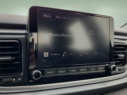 Used 2023 Kia Rio LX image 19