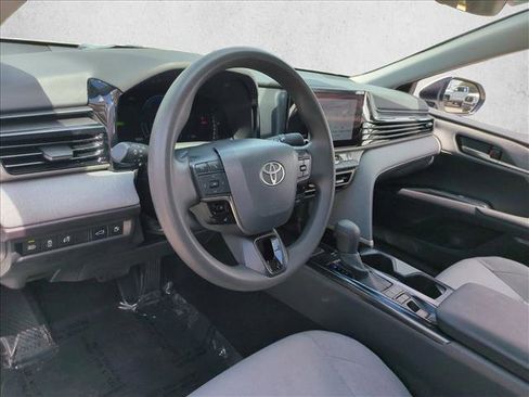 Used 2025 Toyota Camry LE FWD image 10
