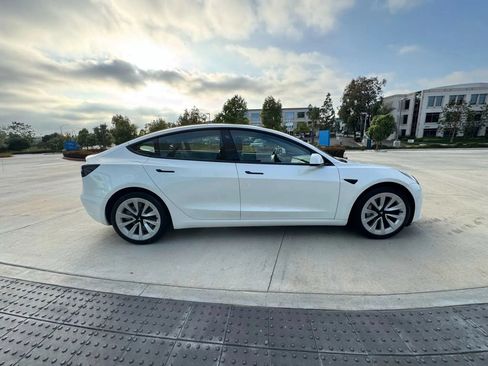 Used 2023 Tesla Model 3 Standard Range RWD image 4