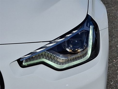 Used 2023 BMW 230i xDrive Coupe w/ Premium Package image 9