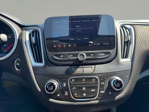 Used 2023 Chevrolet Malibu LT image 19