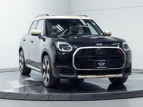 Certified 2025 MINI Cooper Countryman S w/ Comfort Package Max AWD/4WD image 4