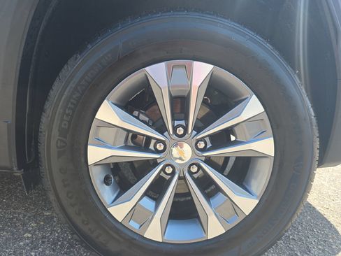 Used 2026 Chevrolet Equinox LT w/ Convenience Package II FWD image 31