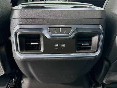 Used 2024 Chevrolet Silverado 1500 High Country w/ Technology Package AWD/4WD image 26