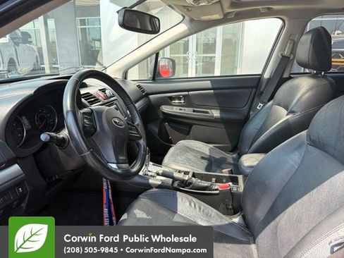 Used 2013 Subaru Crosstrek 2.0i Limited AWD/4WD image 9