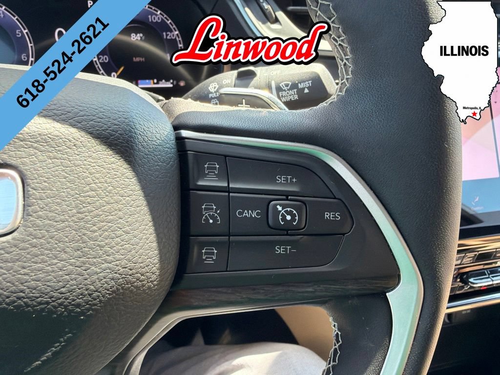 Used 2025 Jeep Grand Cherokee Limited AWD/4WD image 20