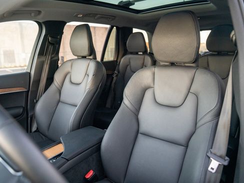 Used 2024 Volvo XC90 T8 Plus w/ Protection Package Premier image 5