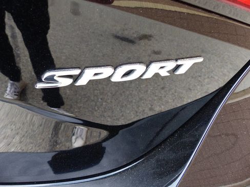 Used 2024 Honda Civic Sport image 13