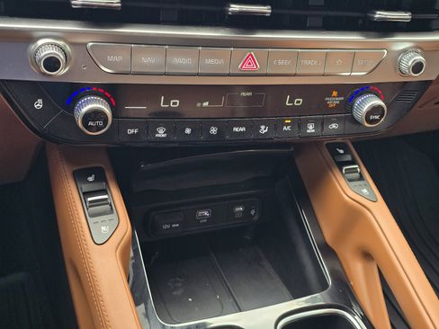 Used 2024 Kia Telluride EX X-Line AWD/4WD image 20