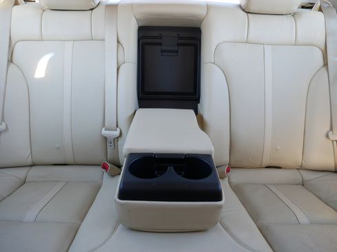 Used 2015 Lincoln MKS w/ Equipment Group 101A image 13