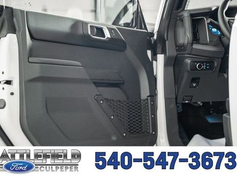 New 2025 Ford Bronco Badlands image 40