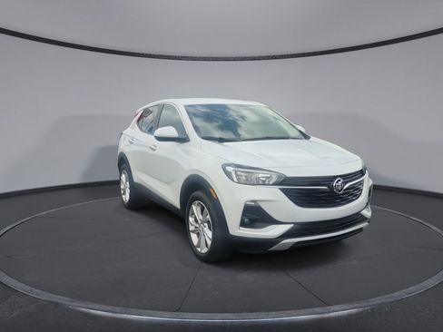 Used 2023 Buick Encore GX Preferred w/ Cold Weather Comfort Package FWD image 2
