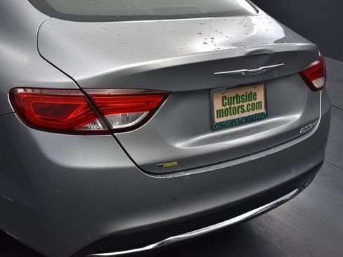 Used 2016 Chrysler 200 Limited FWD image 23