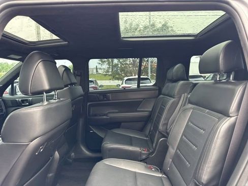 Used 2025 Hyundai Santa Fe Calligraphy FWD image 21