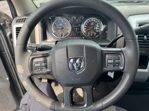 Used 2012 RAM 1500 Classic SLT RWD image 13