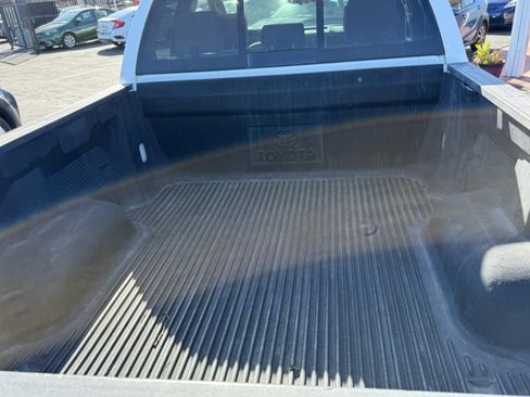 Used 2010 Toyota Tundra Grade image 7