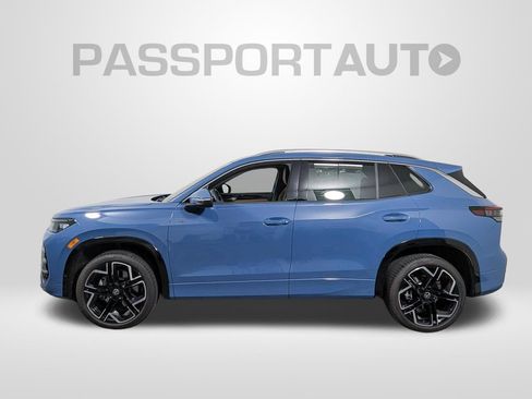 Used 2026 Volkswagen Tiguan SEL R-Line AWD/4WD image 2