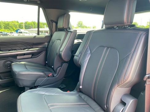 Used 2024 Ford Expedition Max Platinum AWD/4WD image 20