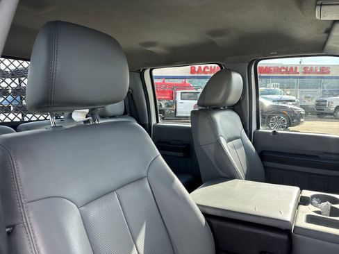 Used 2012 Ford F350 XL w/ Trailer Tow Pkg image 6