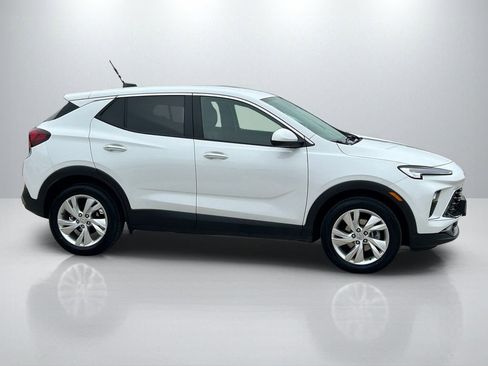Used 2025 Buick Encore GX Preferred FWD image 4