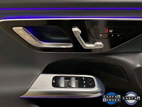 Used 2025 Mercedes-Benz E 350 Sedan image 34