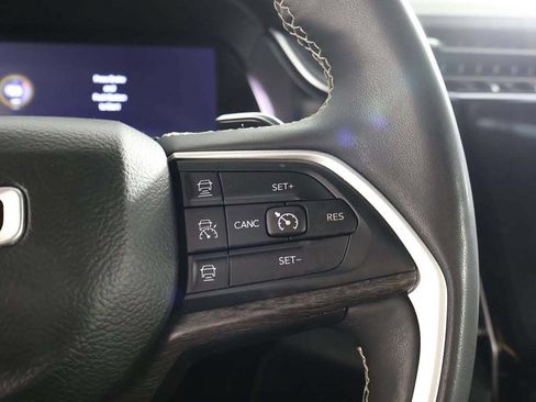 Used 2023 Jeep Grand Cherokee Limited AWD/4WD image 47