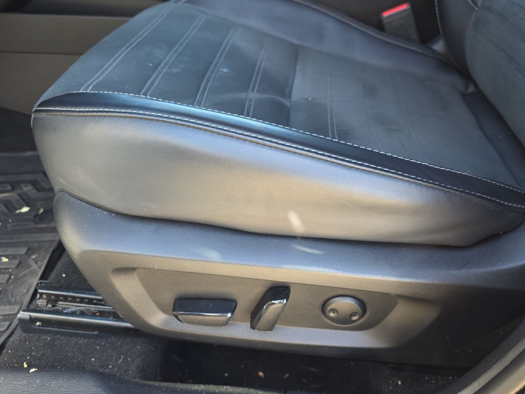 Used 2024 Mitsubishi Outlander SE FWD image 35