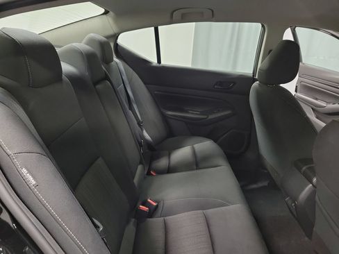 Used 2024 Nissan Altima 2.5 SV FWD image 26