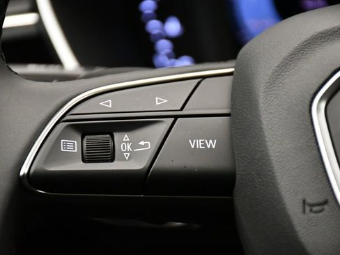 Used 2025 Audi Q3 2.0T Premium w/ Convenience Package image 24