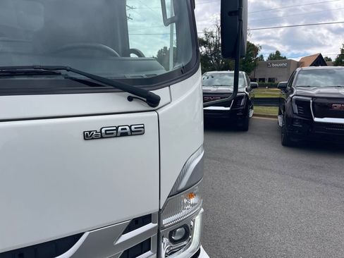 Used 2024 Chevrolet Low Cab Forward image 29