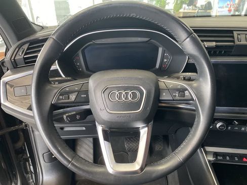 Used 2020 Audi Q3 2.0T Premium AWD/4WD image 17