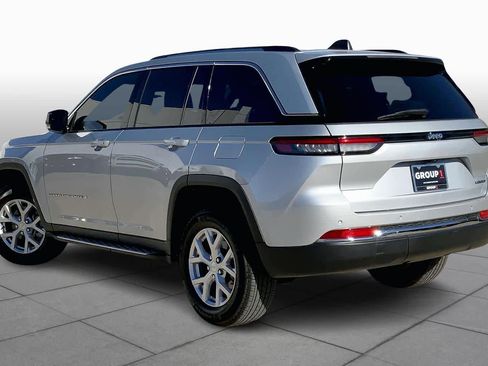 Used 2023 Jeep Grand Cherokee Limited image 11