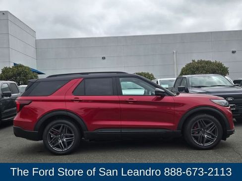 New 2025 Ford Explorer ST image 9