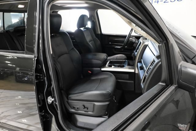 Used 2017 RAM 1500 Laramie w/ Convenience Group AWD/4WD image 32