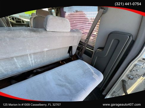 Used 2003 Ford E-150 and Econoline 150 Commercial Van 3D image 66