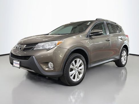 Used 2014 Toyota RAV4 Limited AWD/4WD image 3
