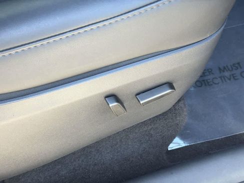 Used 2025 Tesla Model Y Long Range image 42