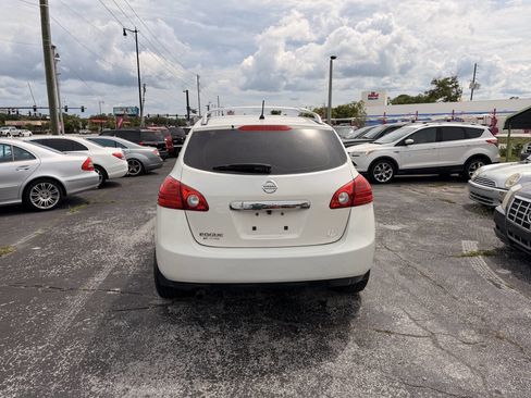 Used 2014 Nissan Rogue S FWD image 5